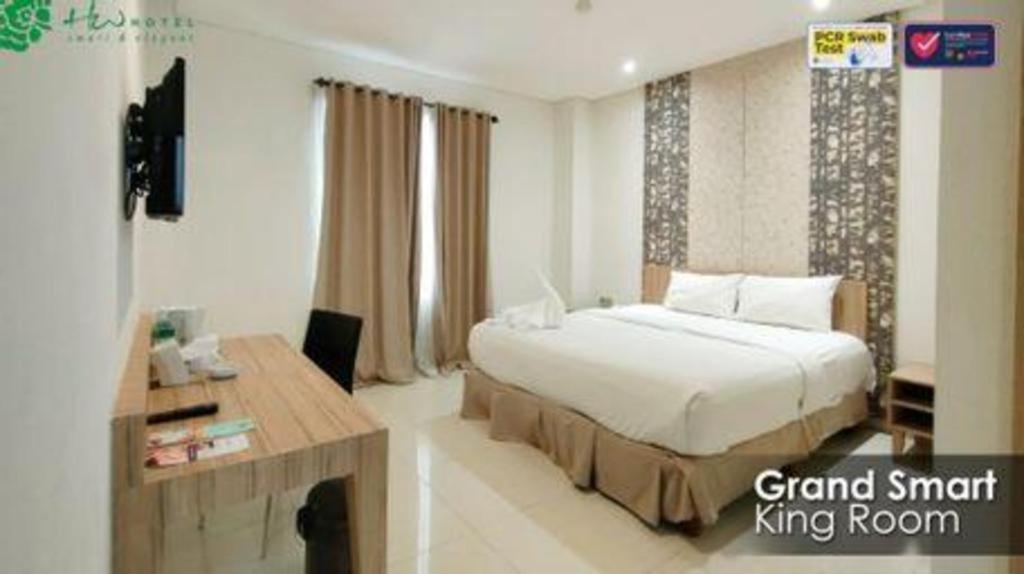 Hw Hotel Padang Esterno foto