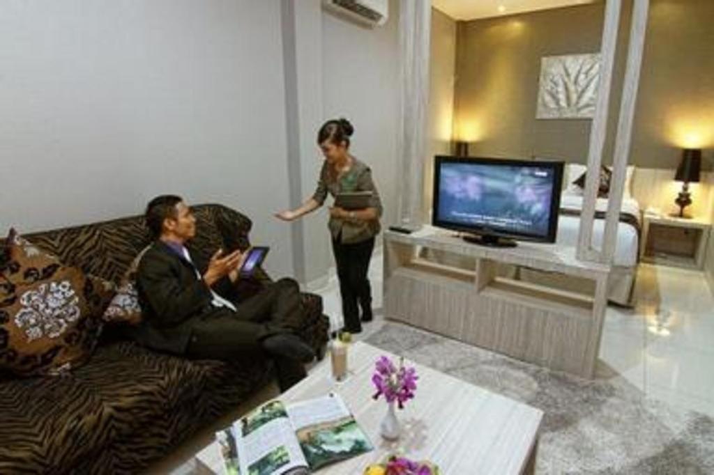 Hw Hotel Padang Esterno foto