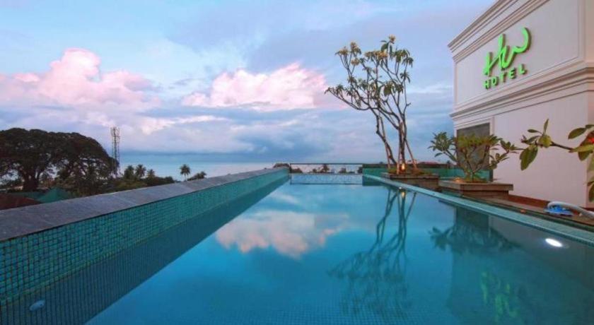 Hw Hotel Padang Esterno foto