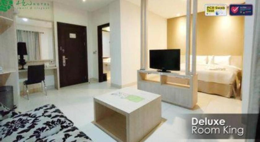 Hw Hotel Padang Esterno foto